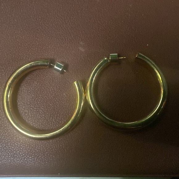 Baby Natasha hoops Jennifer fisher - Picture 5 of 5